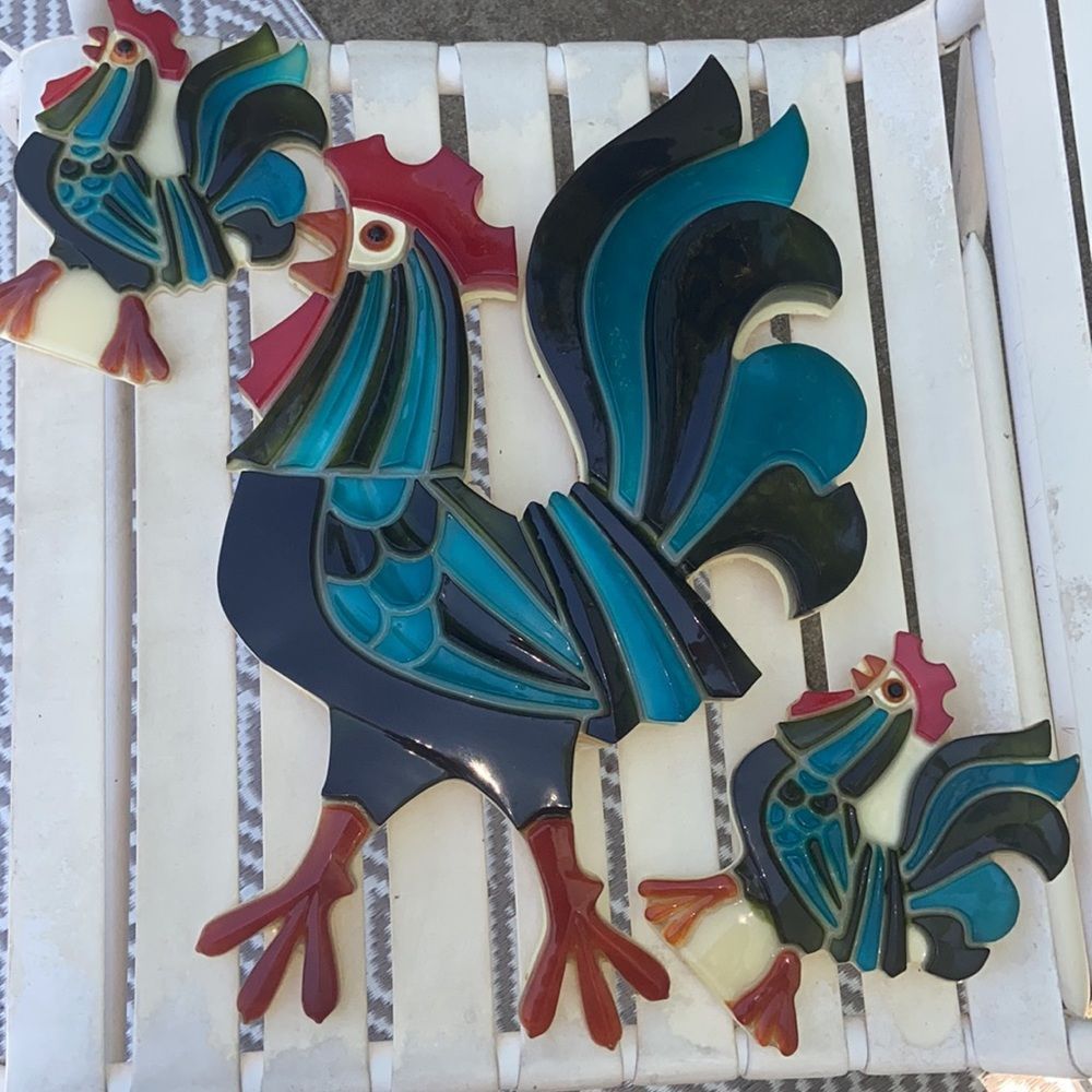 Vintage lucite rooster wall plaques EUC
